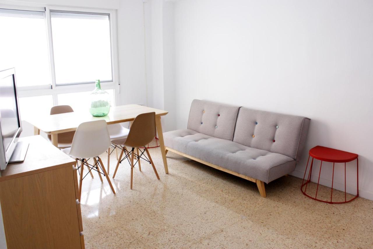 Apartamento privado Próximo a playa y ciencias con wifi Valência Exterior foto