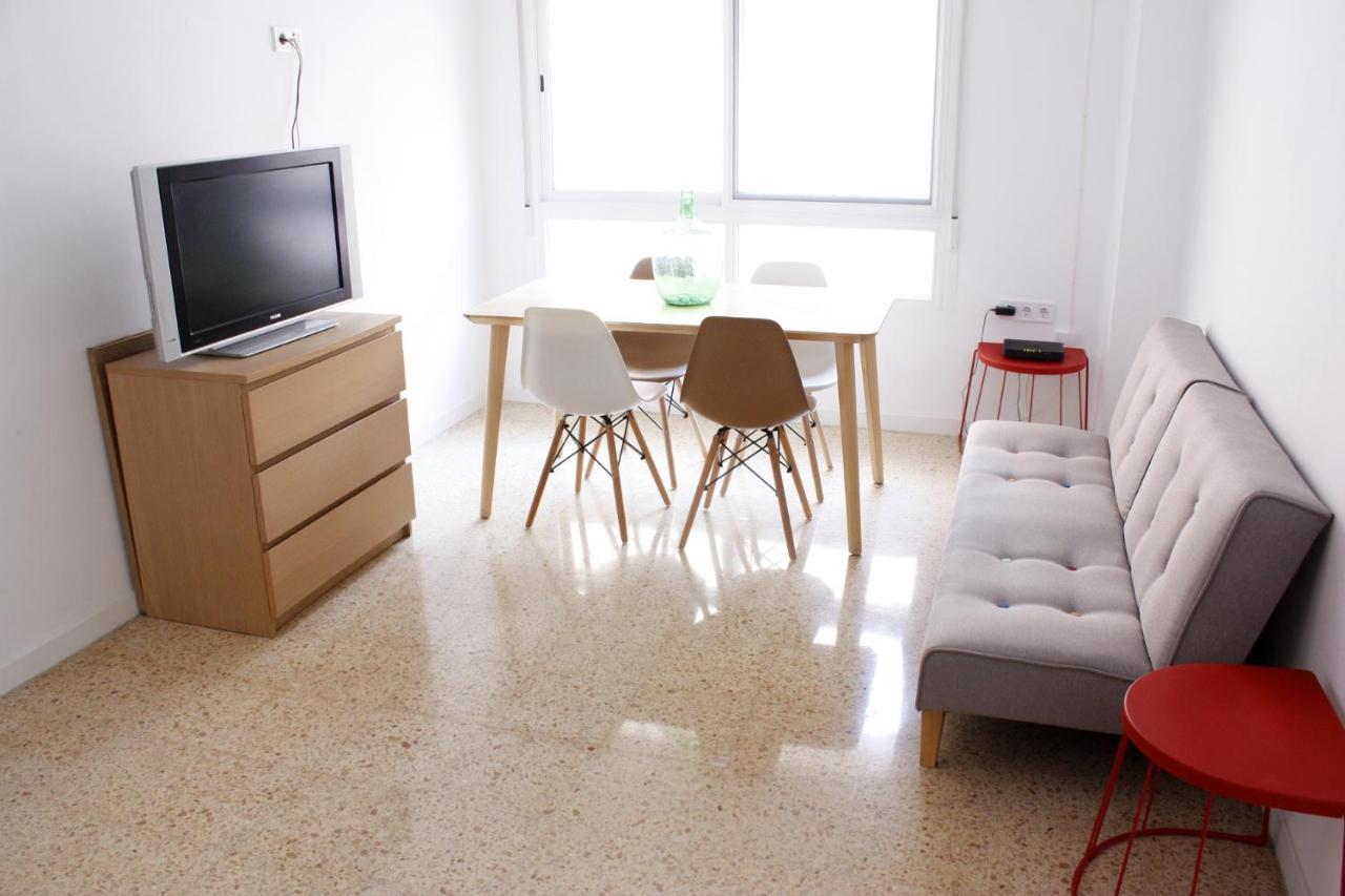 Apartamento privado Próximo a playa y ciencias con wifi Valência Exterior foto