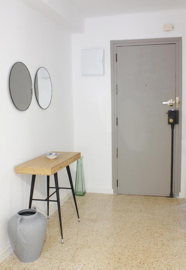 Apartamento privado Próximo a playa y ciencias con wifi Valência Exterior foto